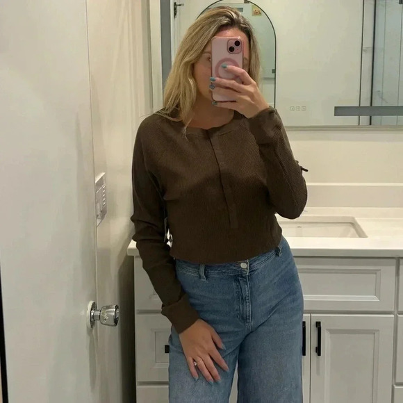 Good American Long  Sleeve Waffle Shirt NWT - Picture 5 of 6